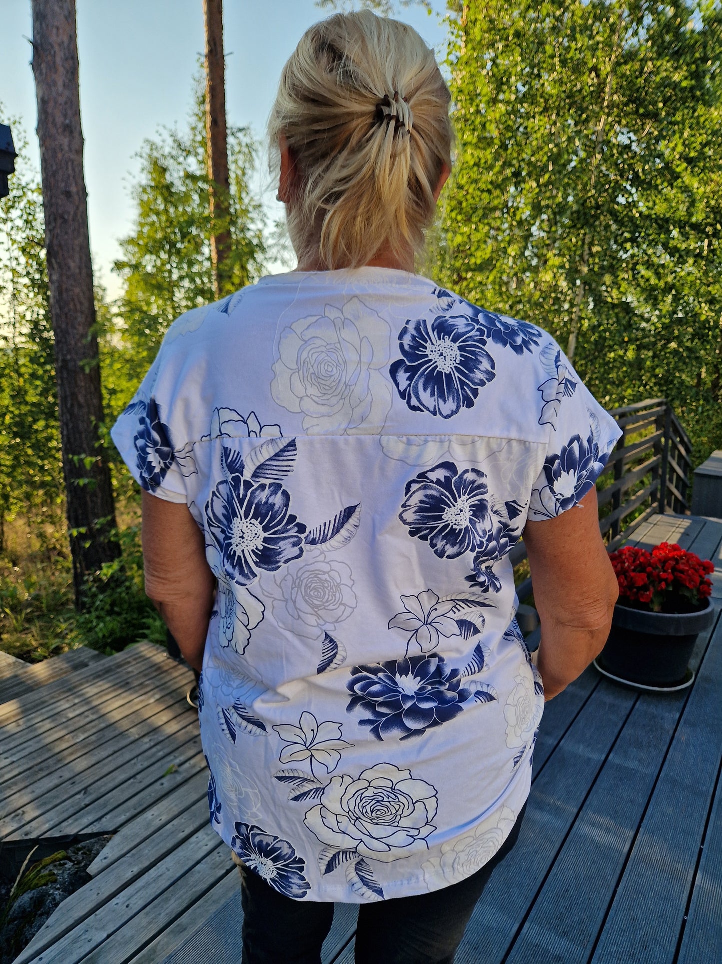 Puuvilla pusero  sini/valkoinen