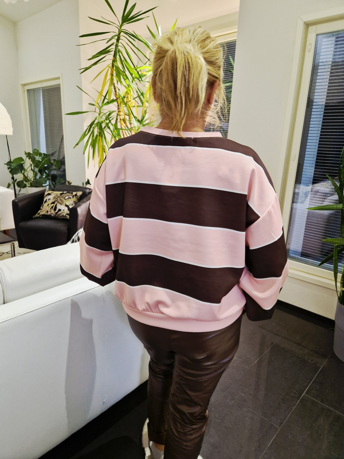 Raita college  roosa/ruskea