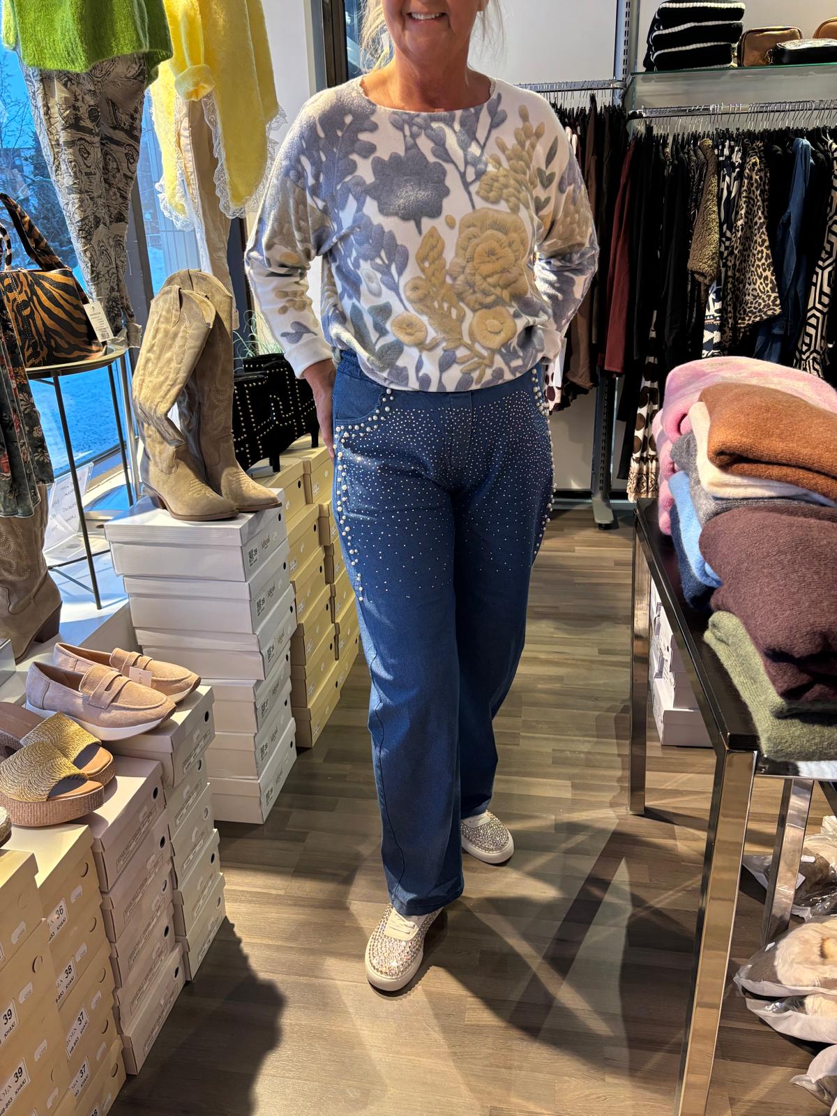 Housut timanteilla/helmillä tummempi sininen