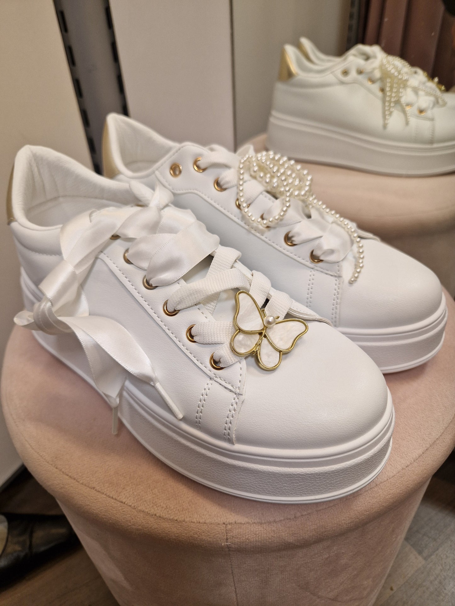 Platform tennarit valkoinen