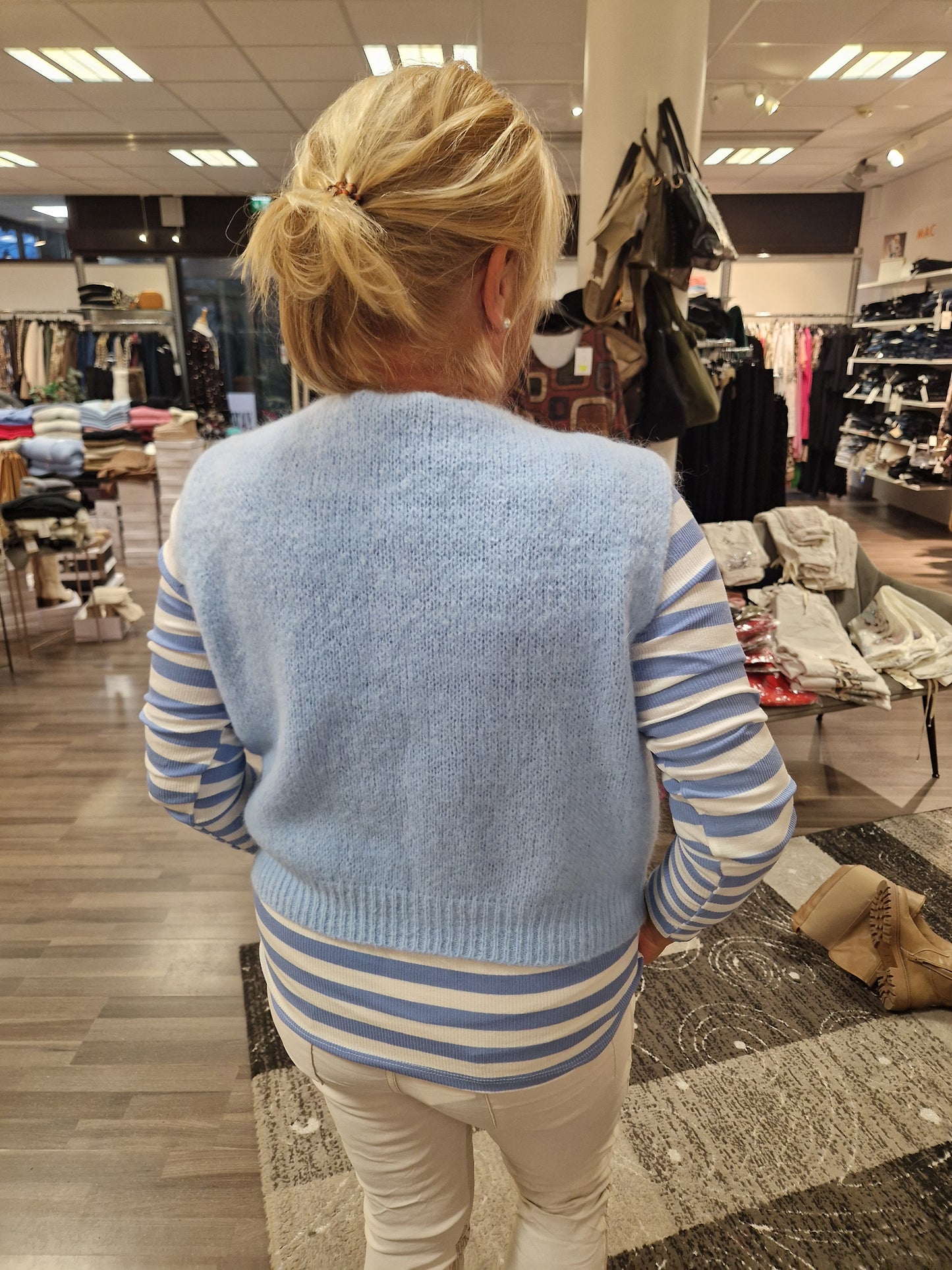 Trikoopusero siniraita