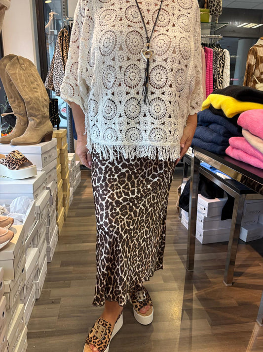 Satiinihame ruskea pantteri