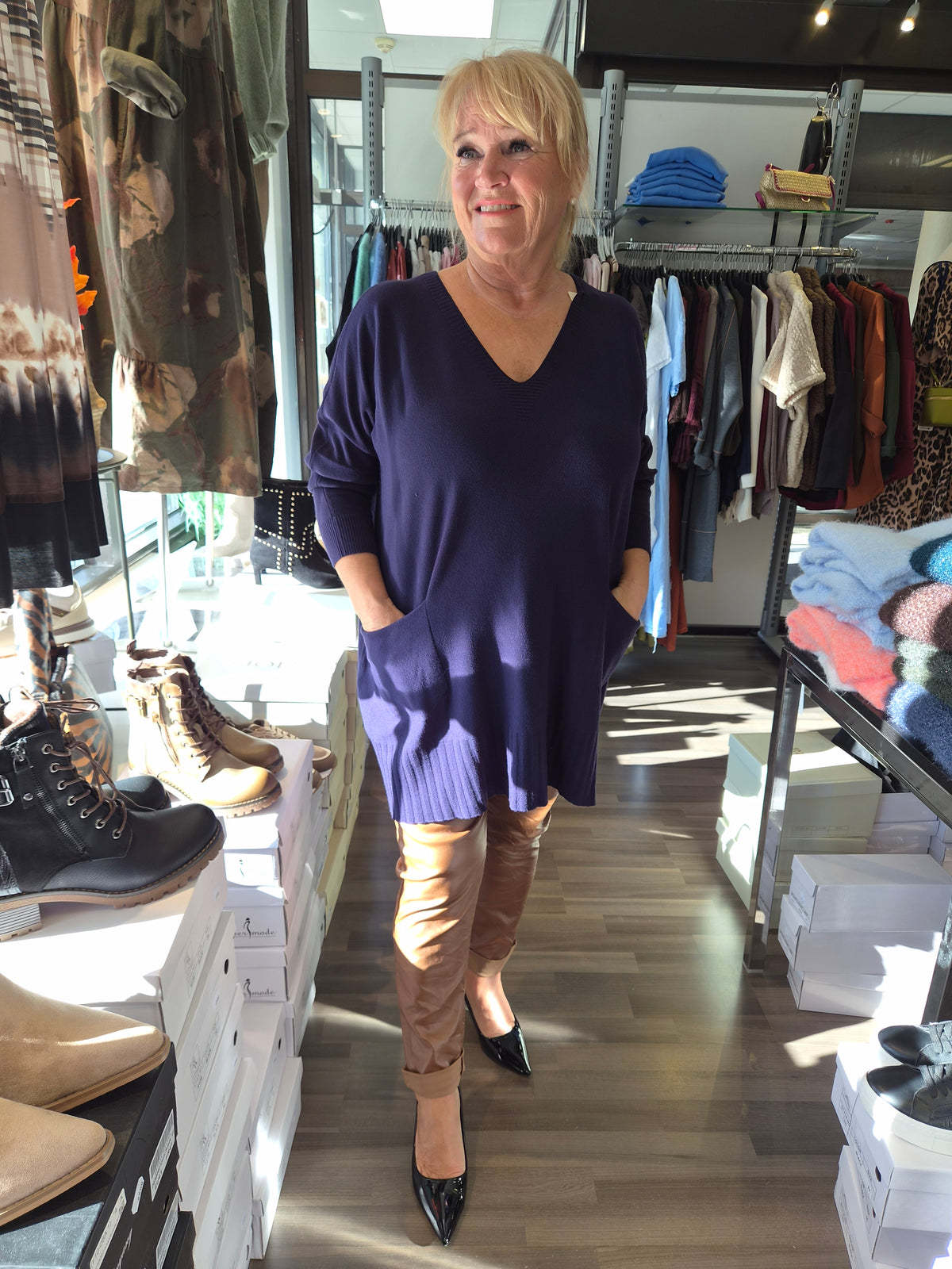 Taskullinen oversize neule  (5 väriä)