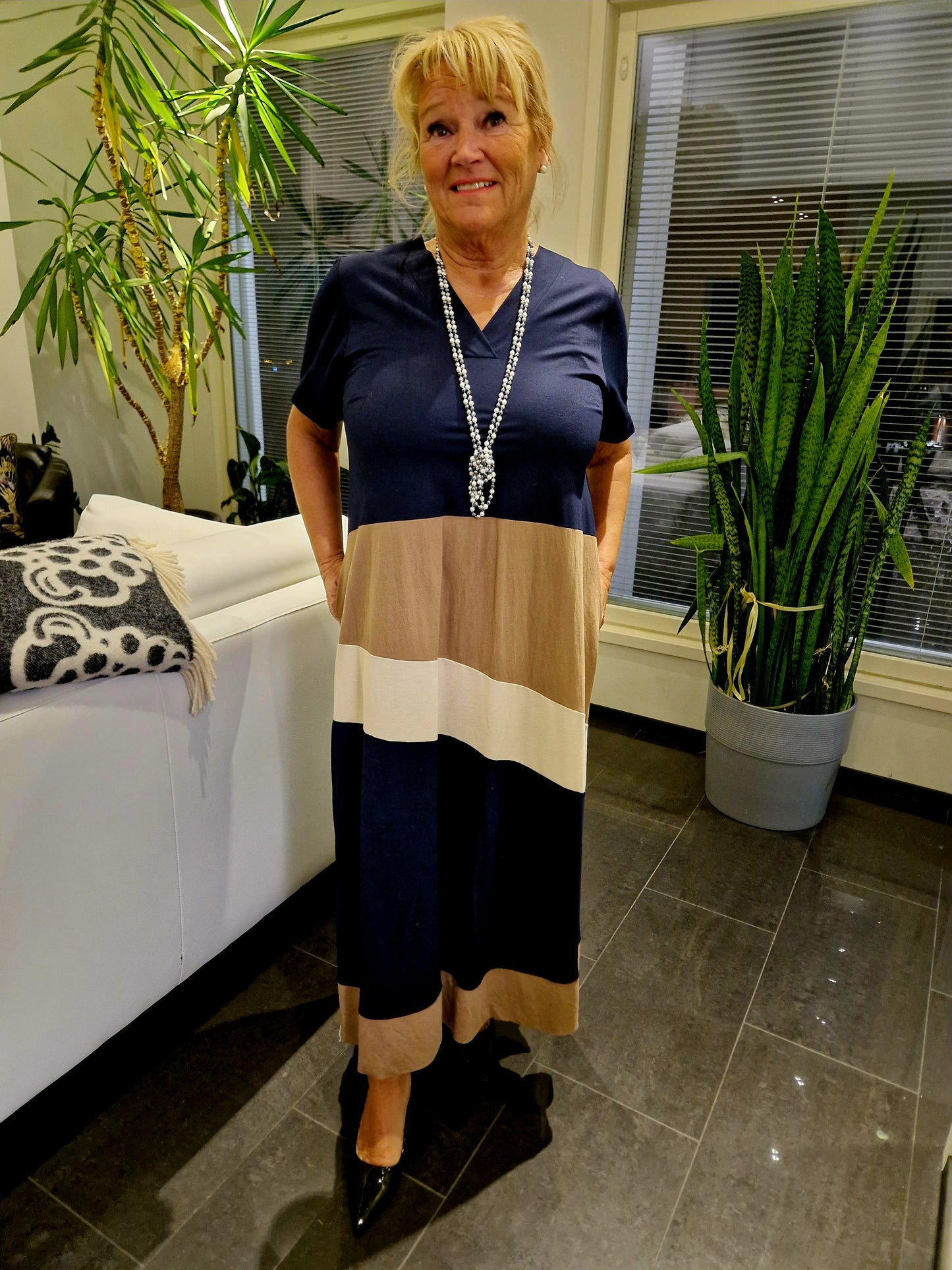 A-linjainen mekko  navy/beessi