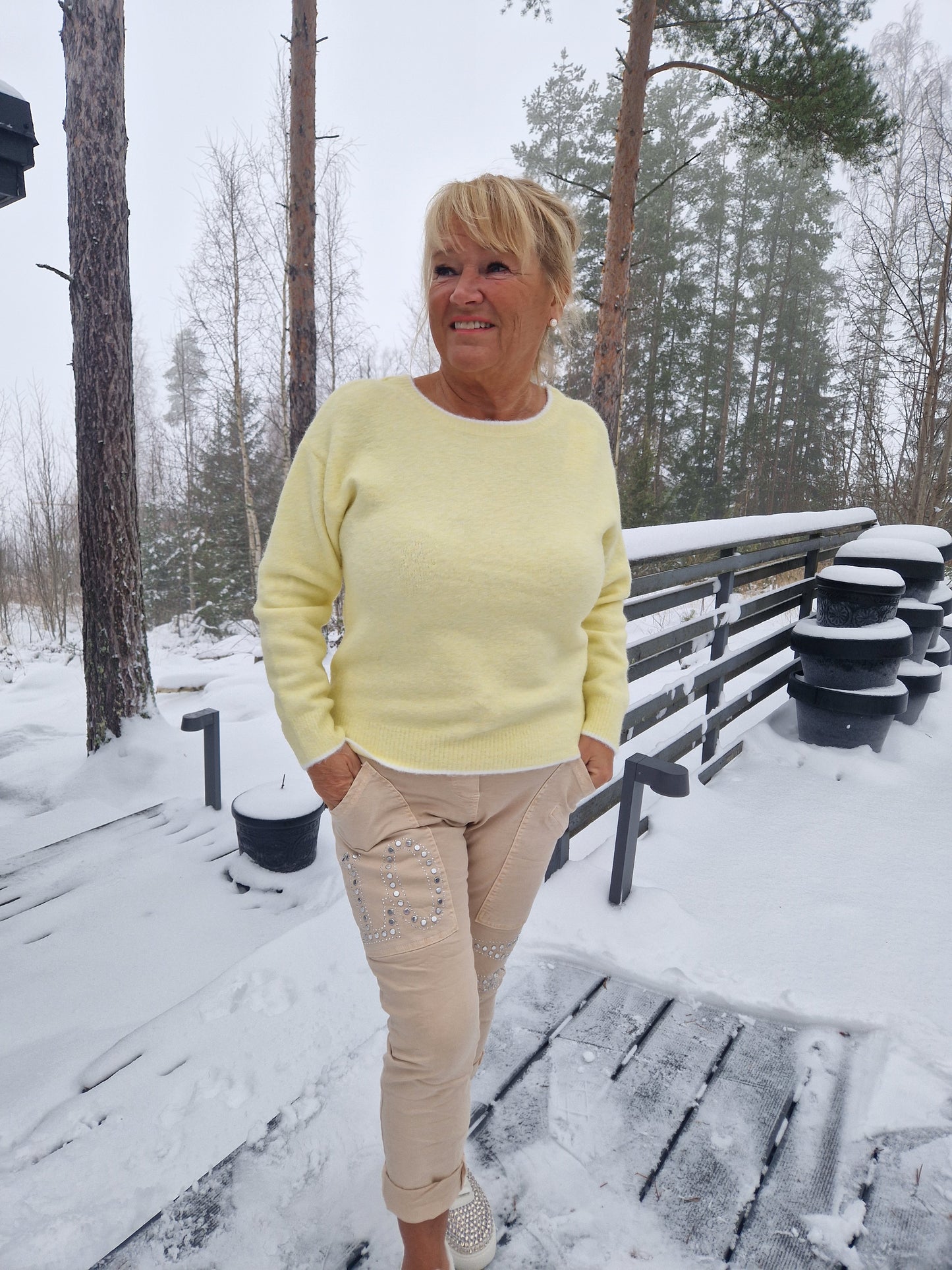 Rusetti neule yellow