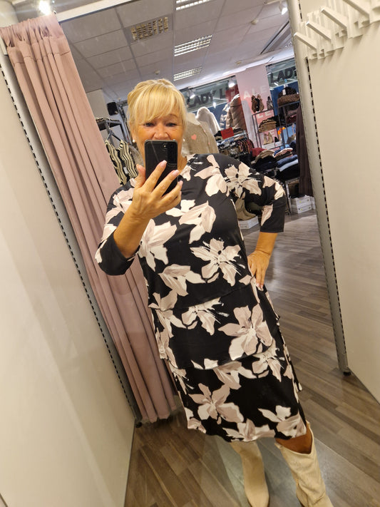 Jude kerroshelmamekko