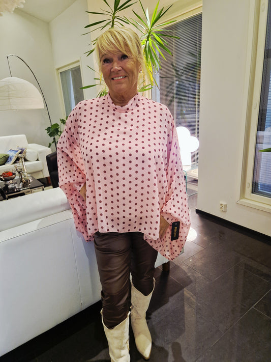 Pilkkupusero ponchotyyliin roosa