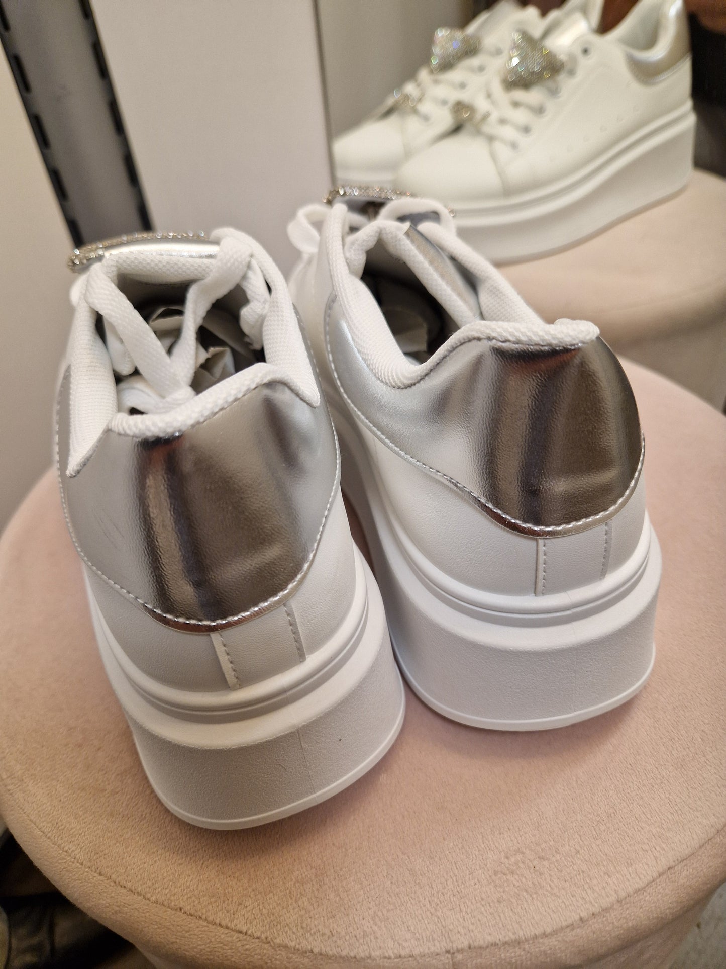 Platform tennarit valkoinen/hopeasomisteilla