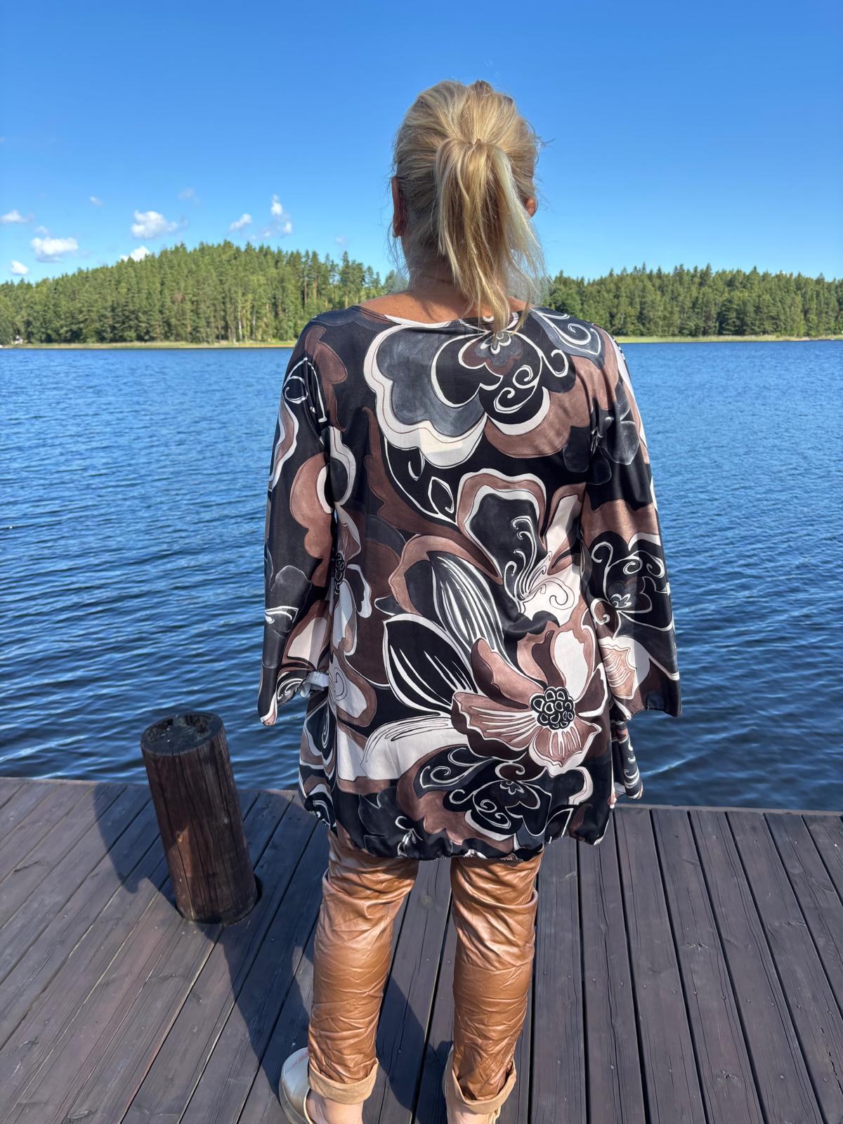 Kuviollinen tunika  (5 väriä)