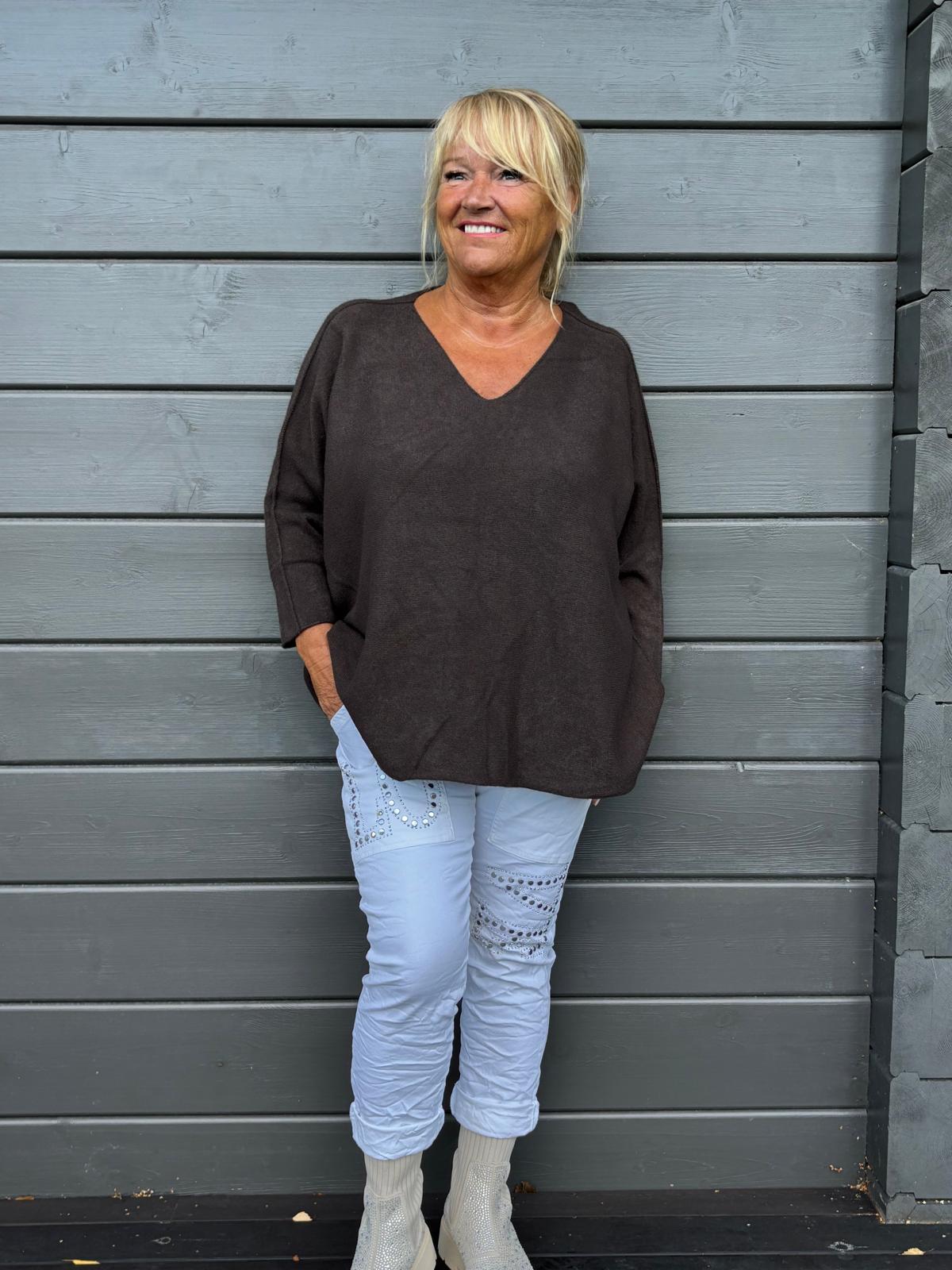 Reilumpi neule tumma ruskea