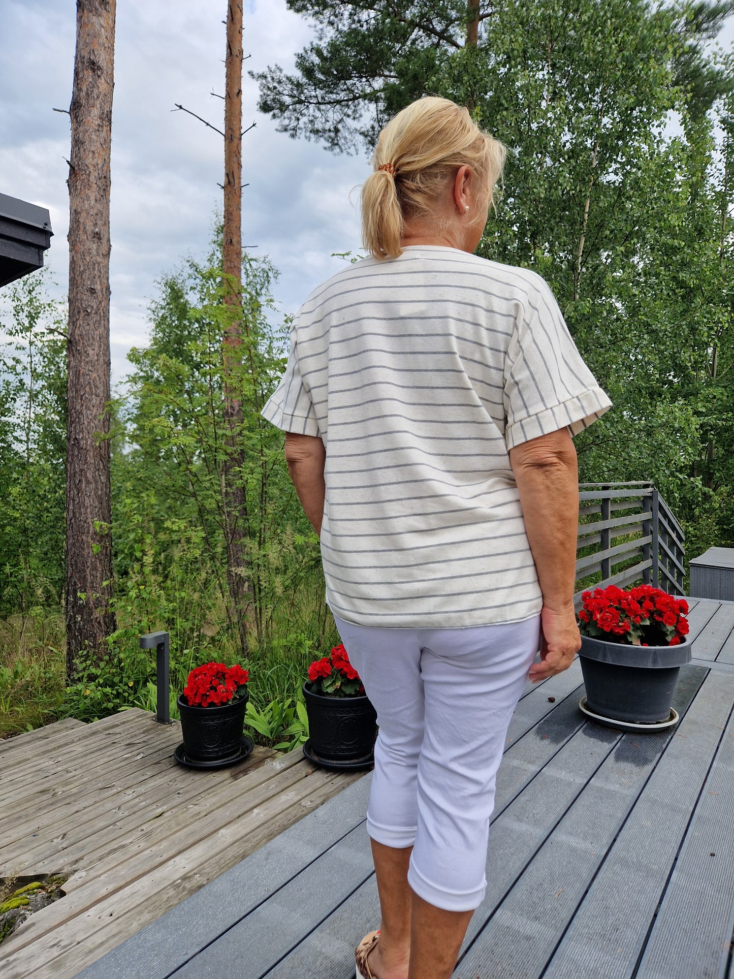 Raita pusero kukalla  harmaa