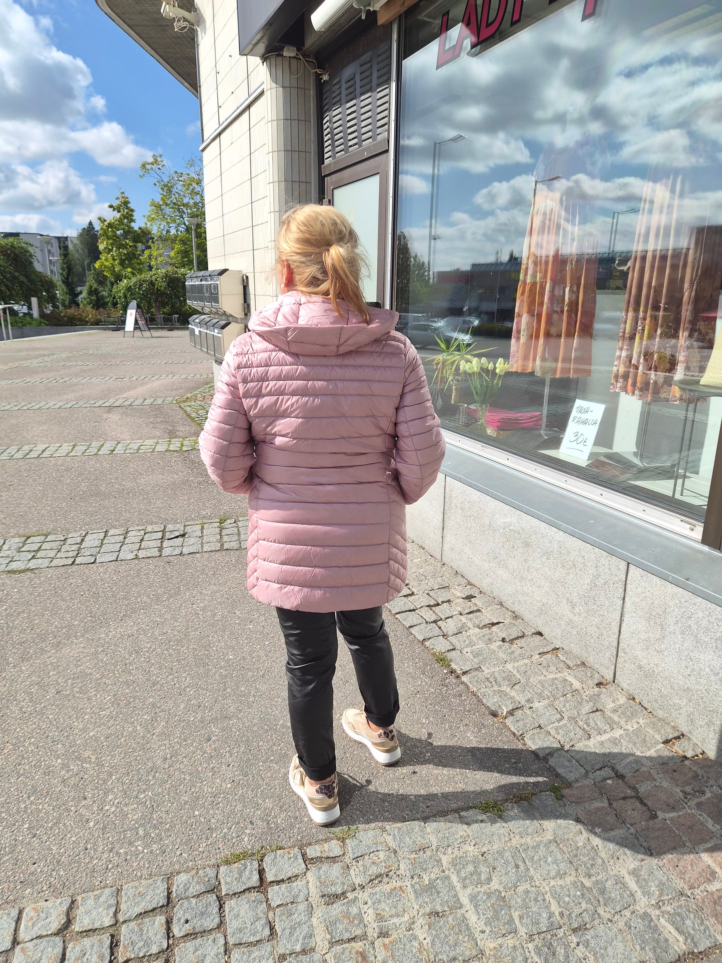 Kevyt untuvatakki  old rose ja taupe