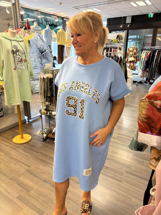 Los Angeles mekko/tunika vaaleansininen