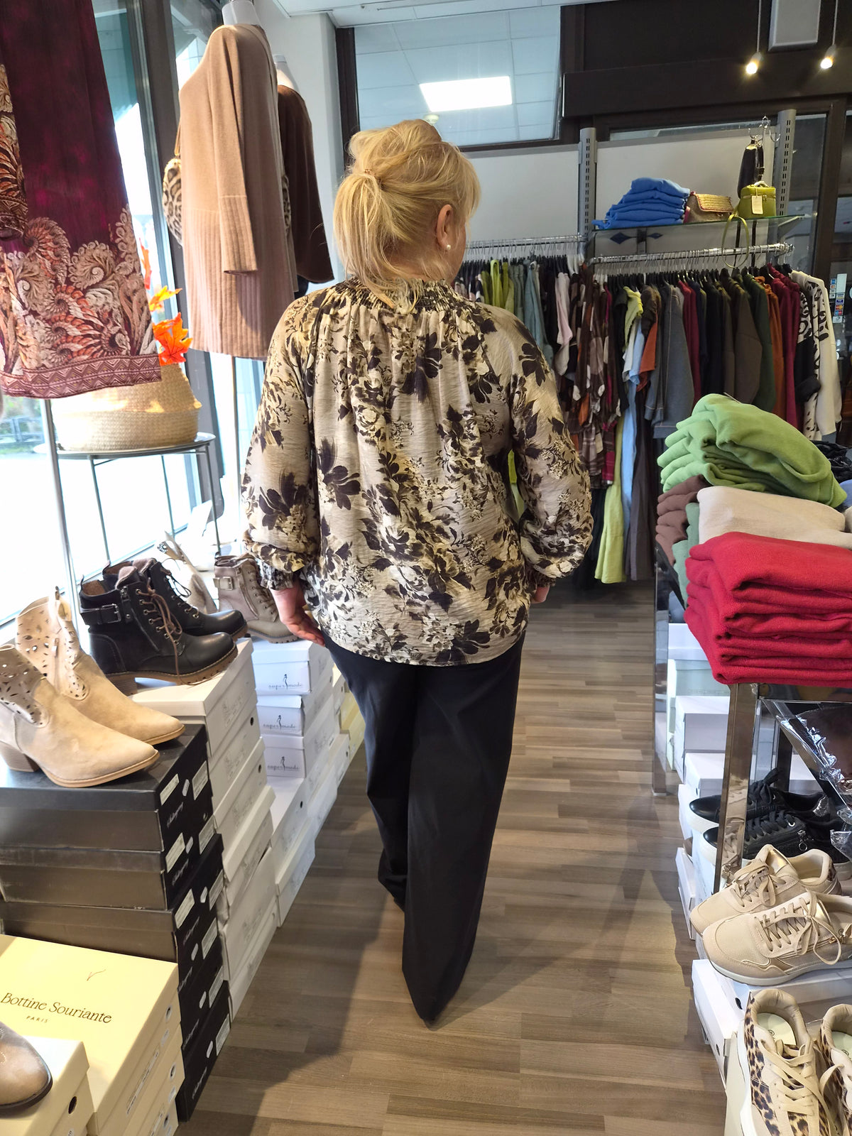 Pusero  (2 väriä)