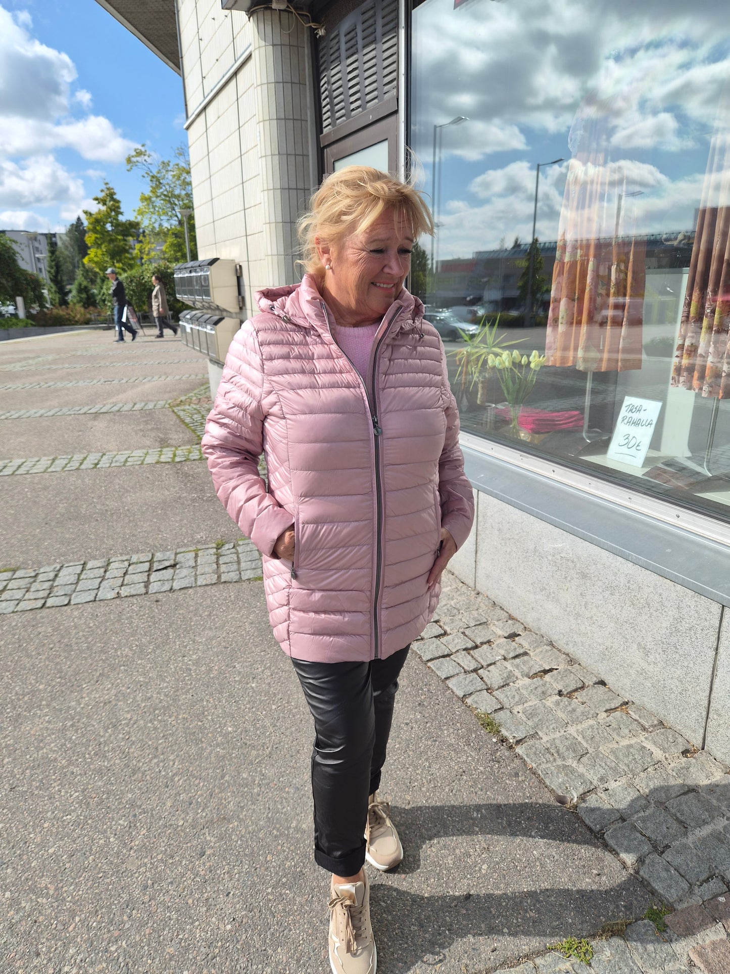 Kevyt untuvatakki  old rose ja taupe