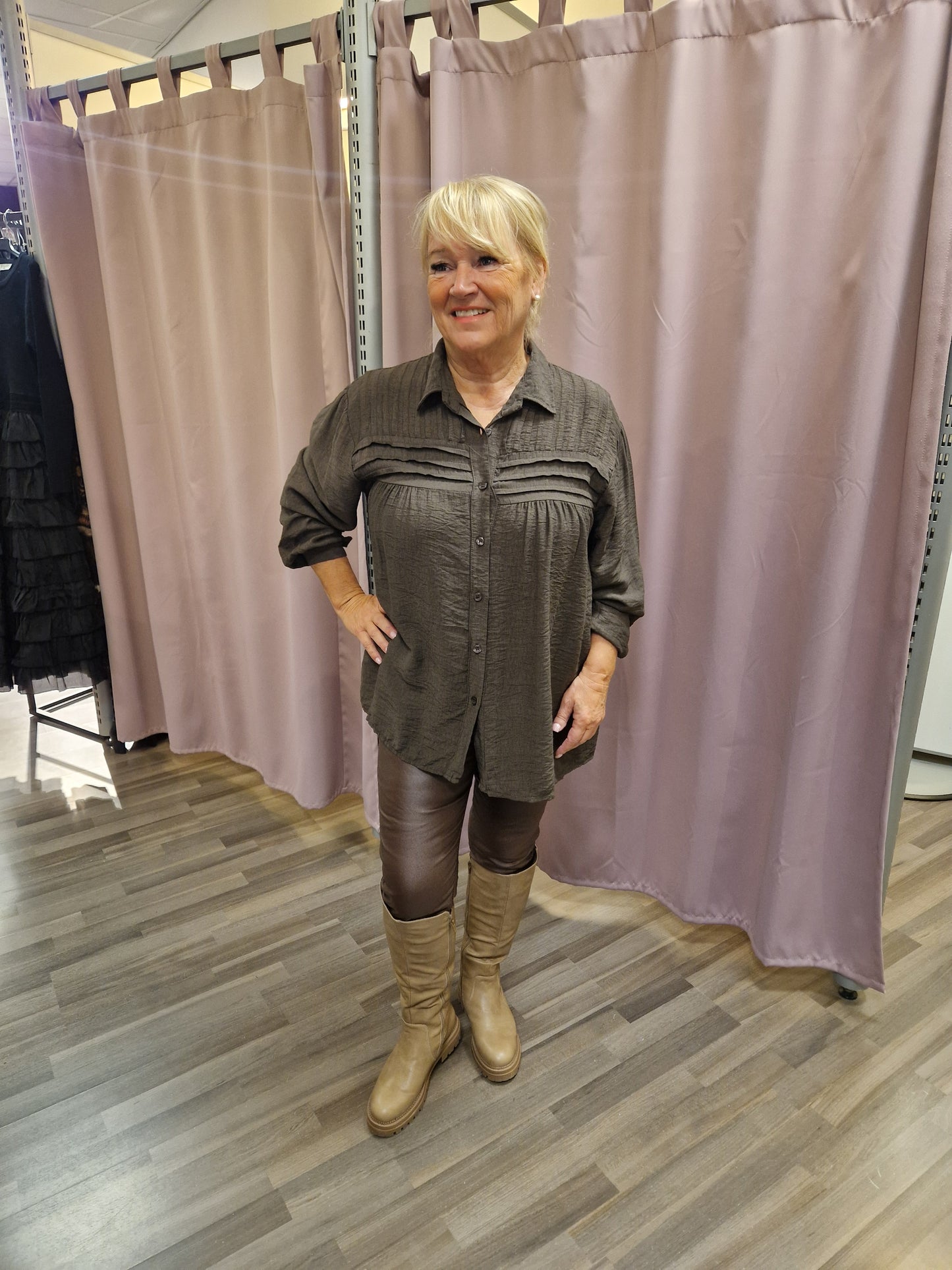 Viskoosipusero ruskea