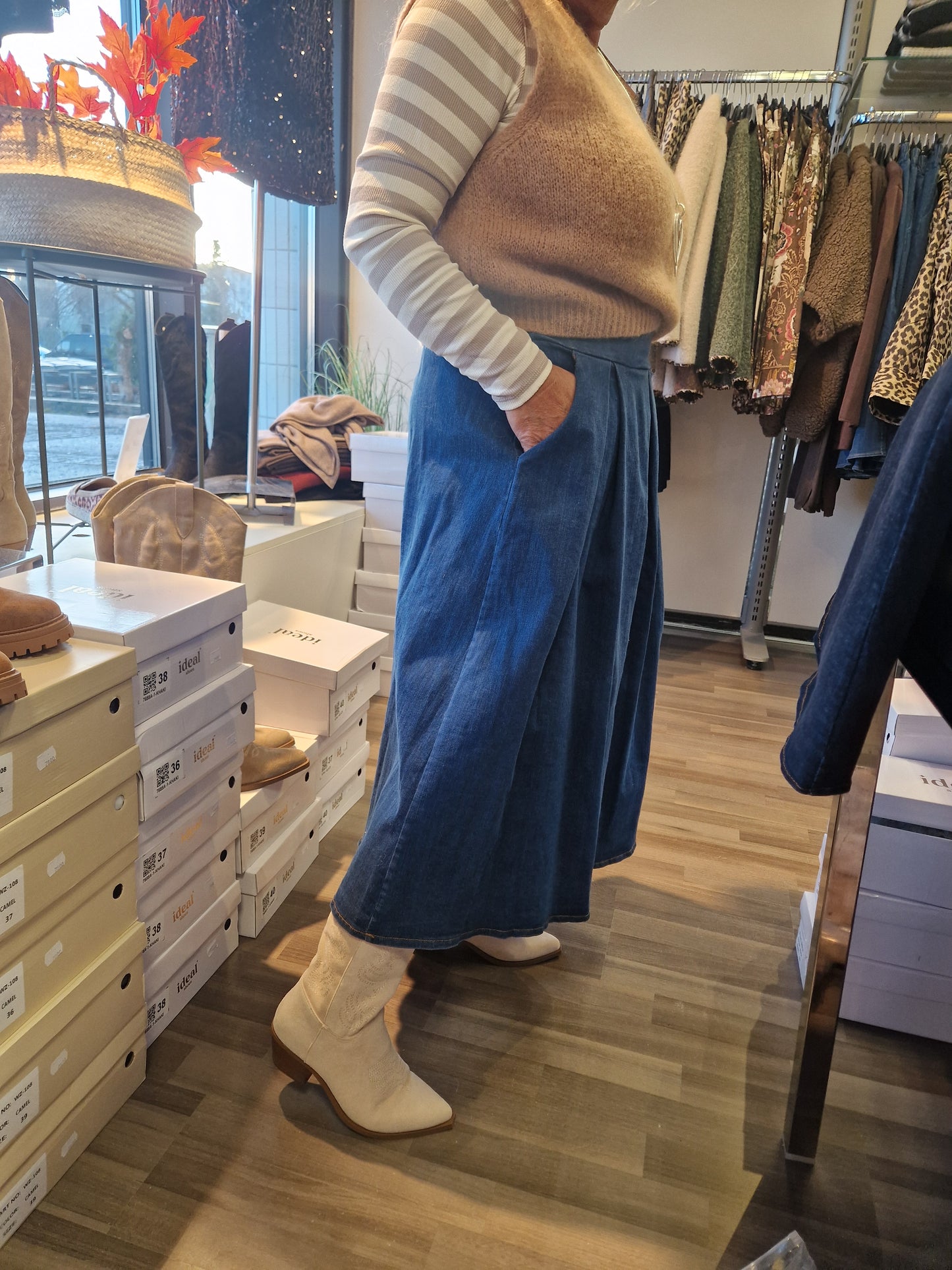 Farkkuhame  keskisininen