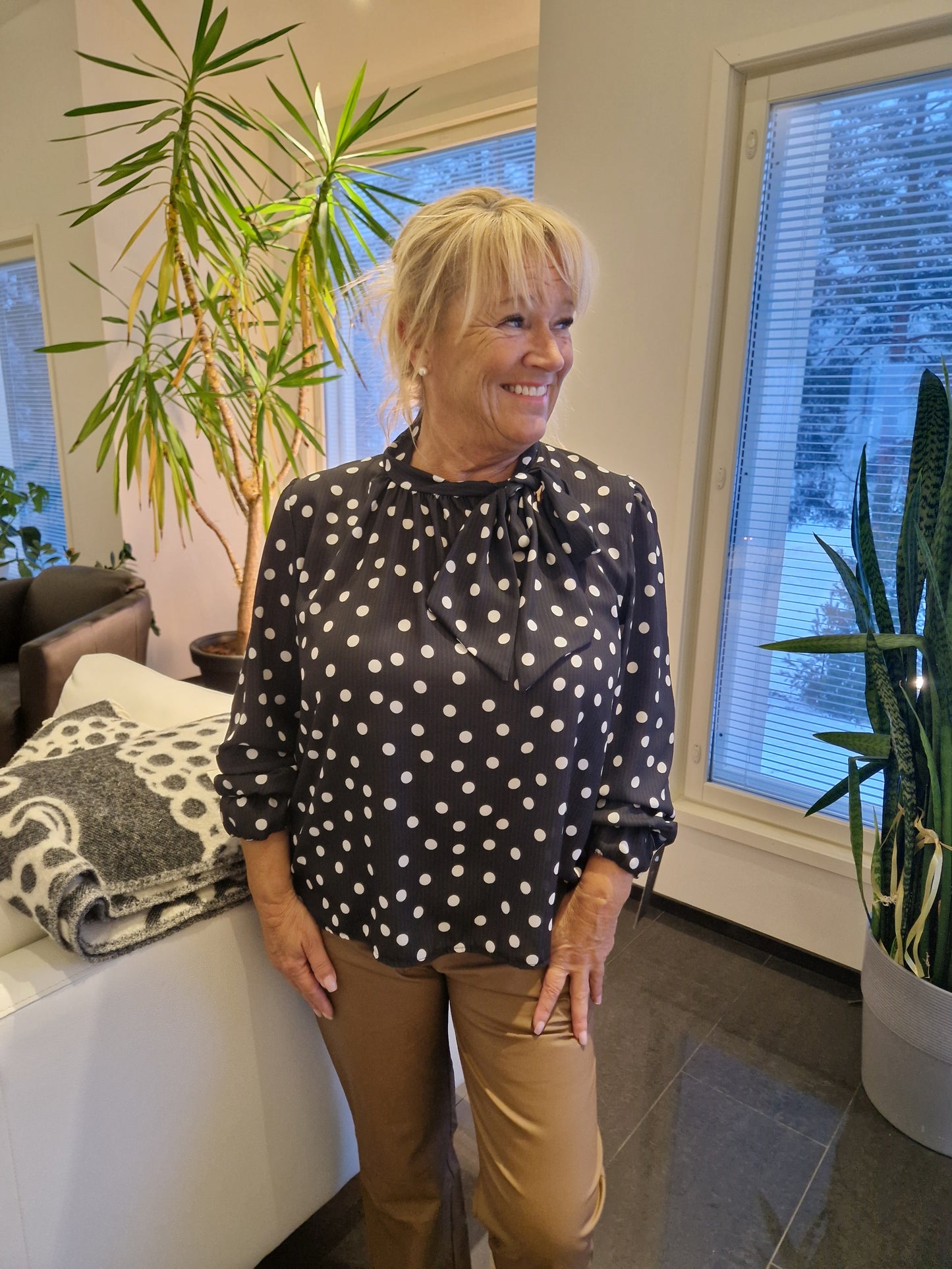 Rusetti/pallopusero tumma sininen