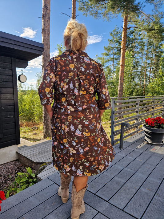 Pikkukukkamekko Wildrose