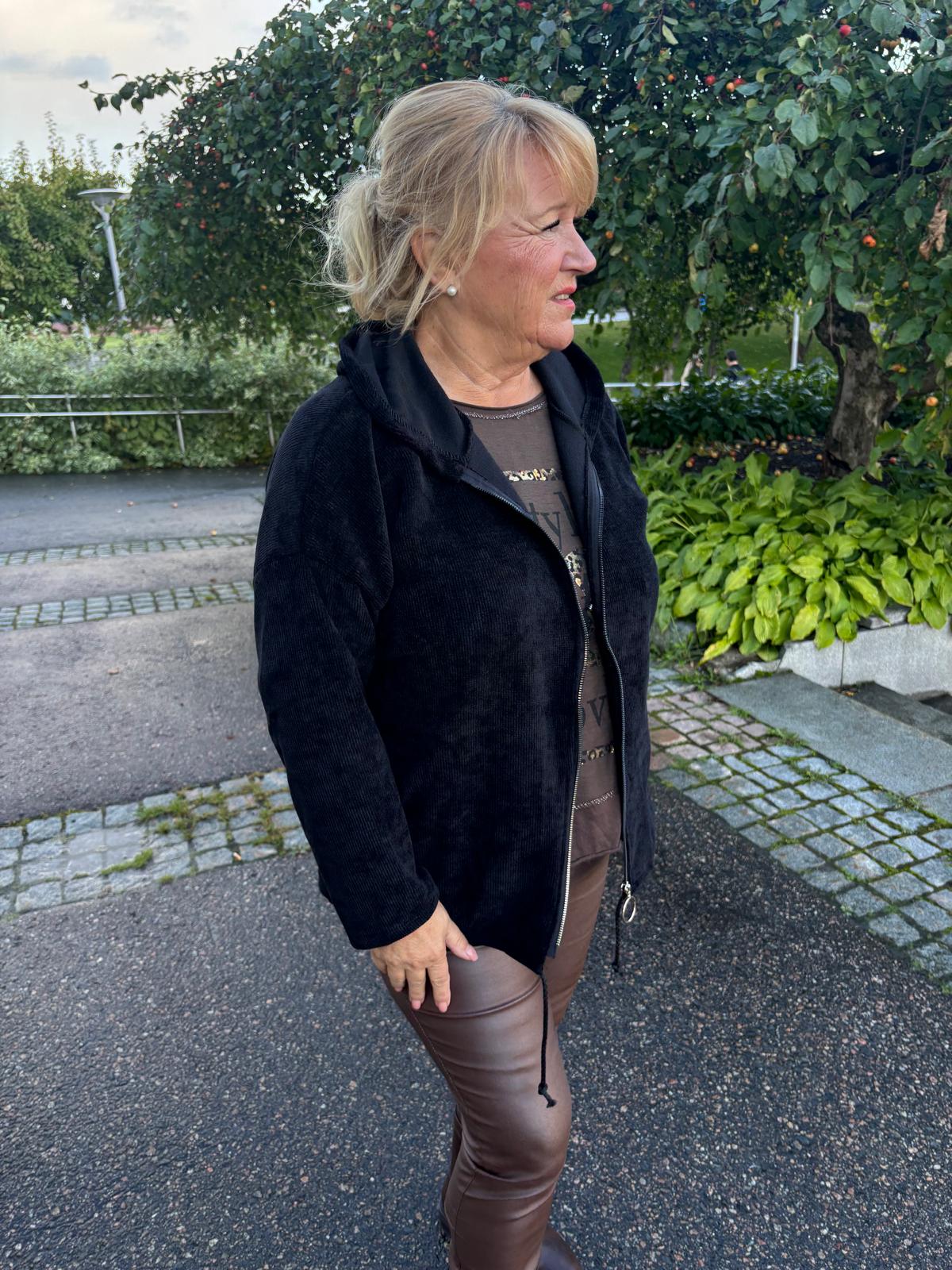 Velour huppari (6 väriä)